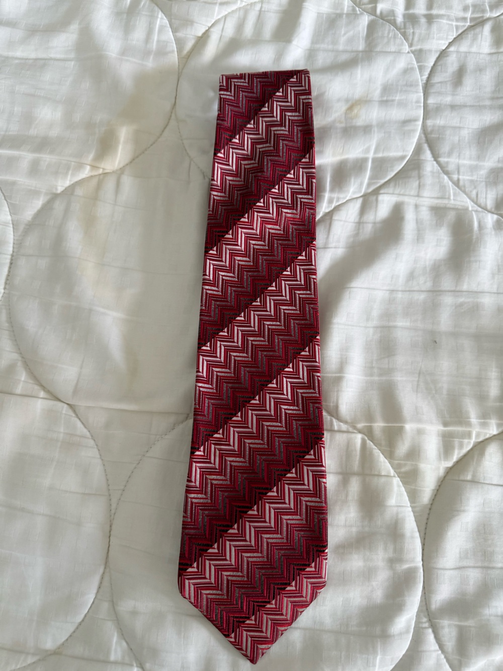 Metropolitan‎ by Lord & Taylor 100% Silk Tie Made in Italy Geometric Necktie